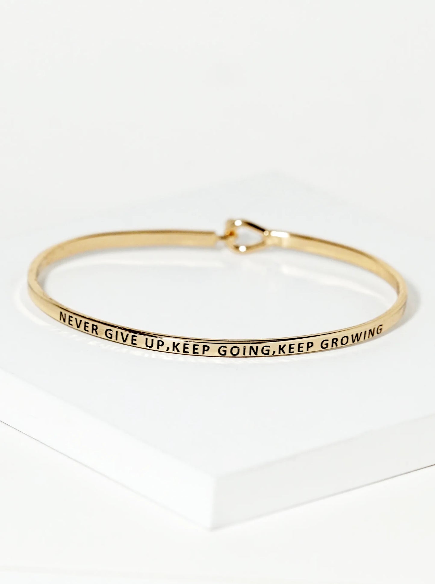 Never Give Up Keep Going Keep Growing Engraved Inspirational Bangle Bracelet