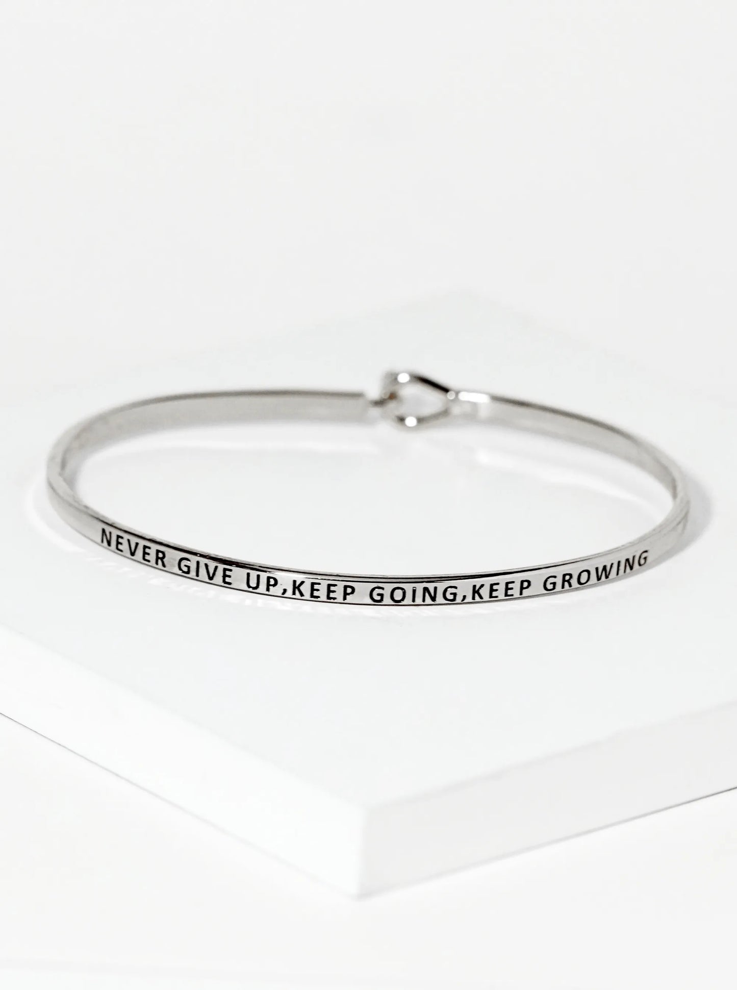 Never Give Up Keep Going Keep Growing Engraved Inspirational Bangle Bracelet