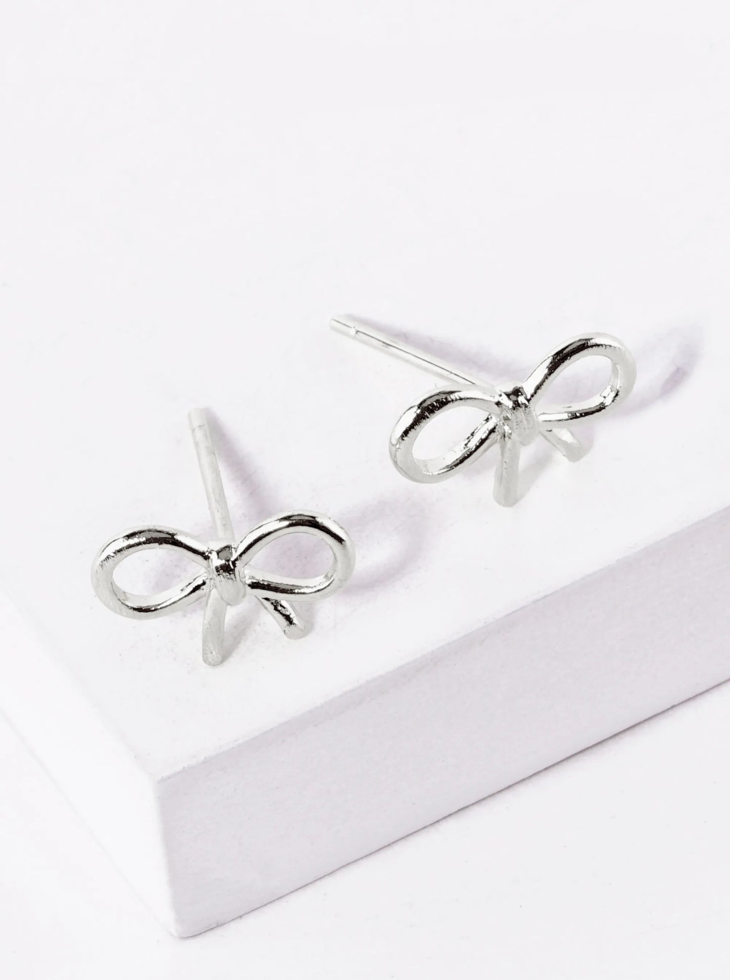 18K Gold Dipped 6mm Brass Wire Ribbon Bow Stud Earrings