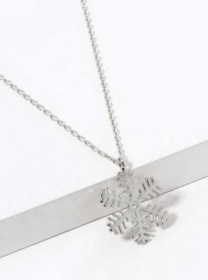 18k Gold Dipped Brass Snowflake Pendant Necklace