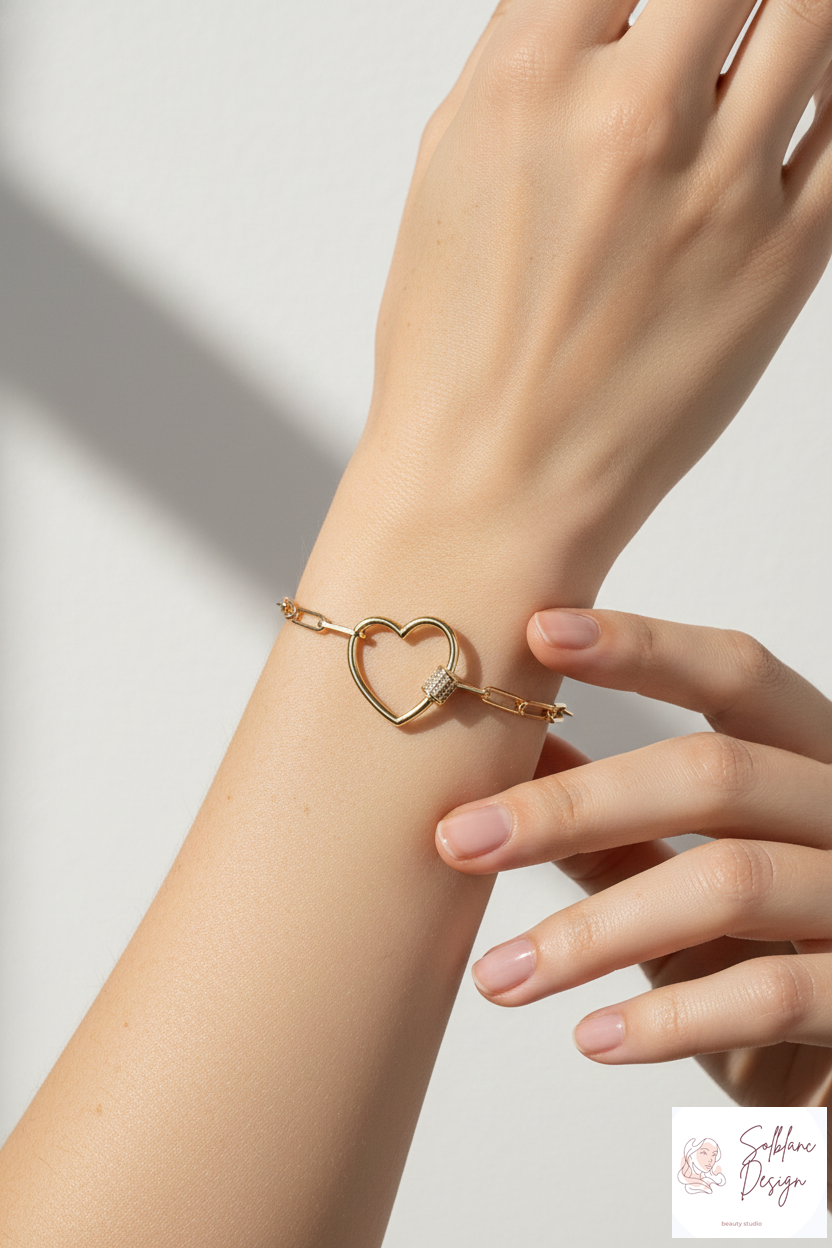 Heart Carabiner Link Bracelet with Magnetic Clasp