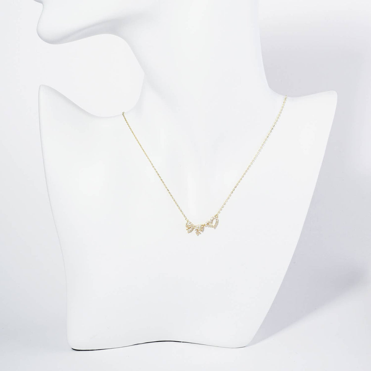RIBBON HEART PENDANT NECKLACE / 18K GOLD DIPPED / CUBIC