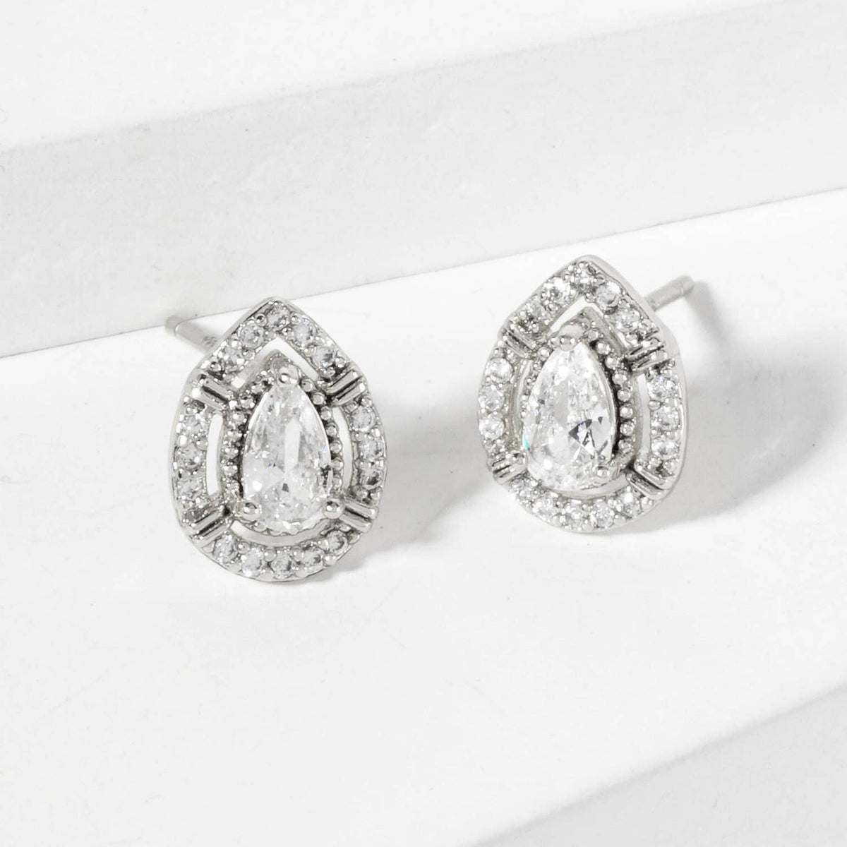 Teardrop Embellishment 9mm 18K-Gold-Dipped Stud Earrings