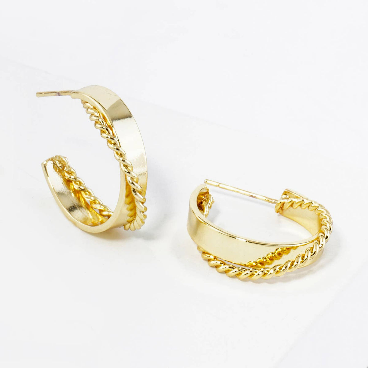 18K GOLD DIPPED 20MM CROSSOVER HOOP EARRINGS