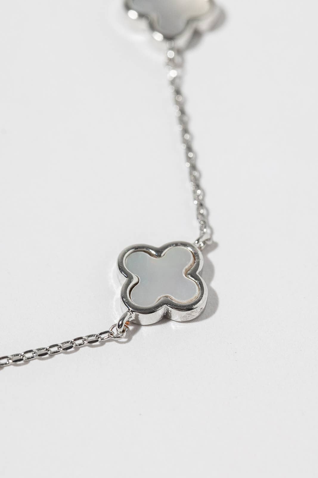 Lucky Charm Four-Leaf Clover Station Anklet - Multiple Color