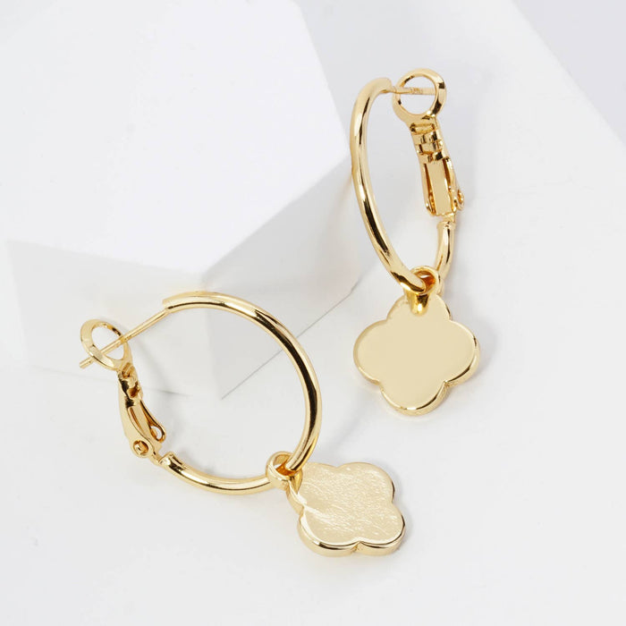 Quatrefoil Drop 20mm Leverback Hoop Earrings / 18K Gold