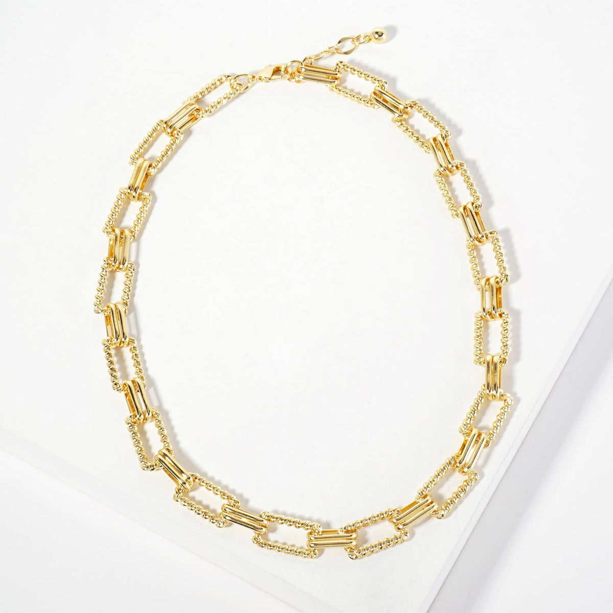 Textured Link Chain Necklace