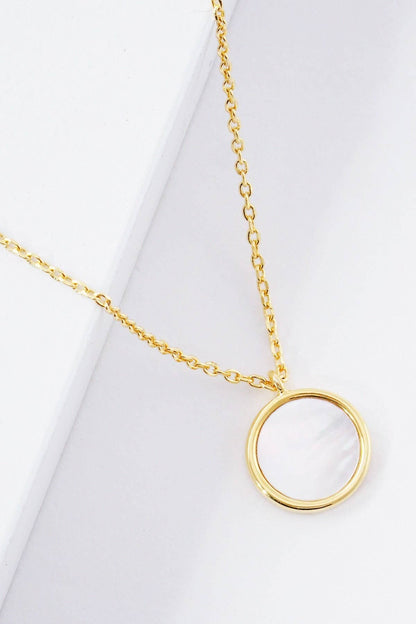 White Shelled Round Necklace