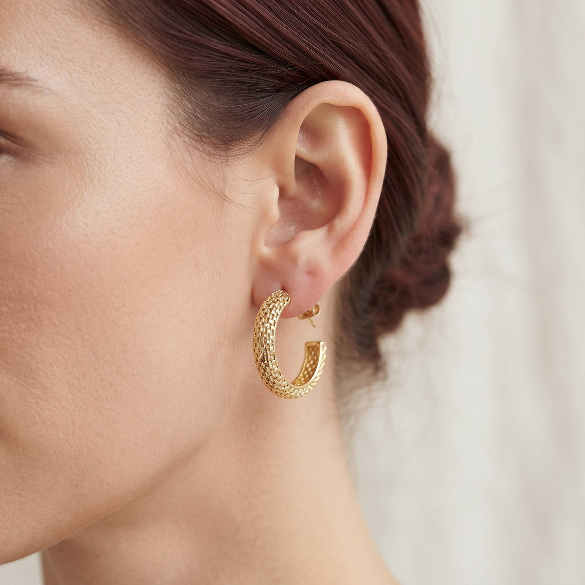 Geometric Spiral Grid C-Shape Hoop Earrings