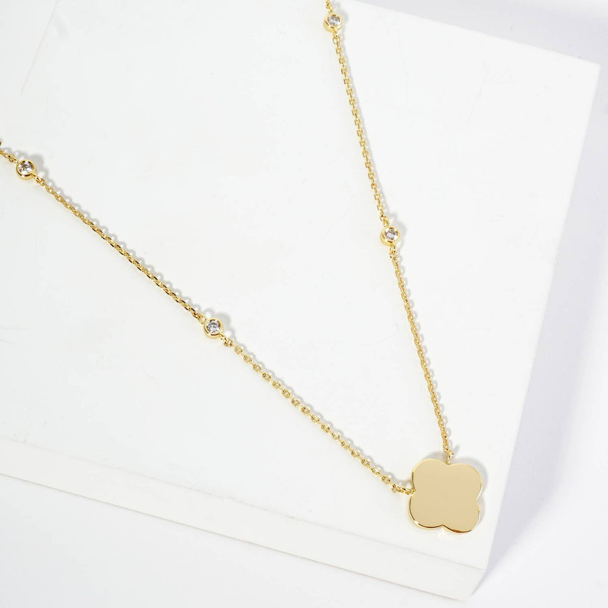 18K Gold Dipped Brass Quatrefoil Pendant Necklace