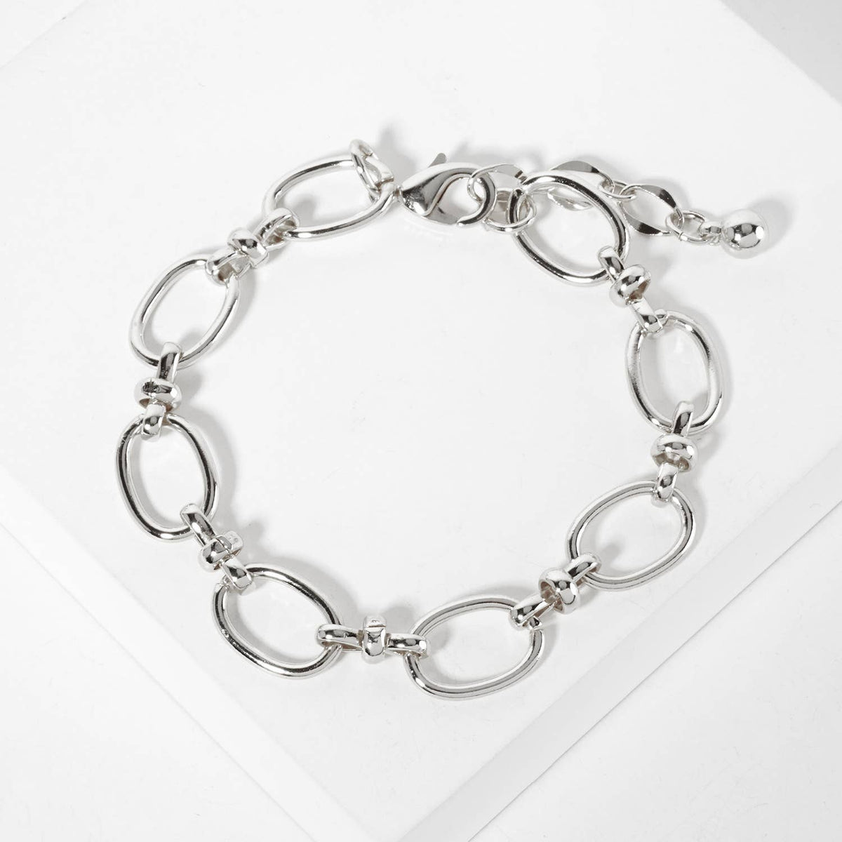 Minimalist Oval Link Chain Bracelet