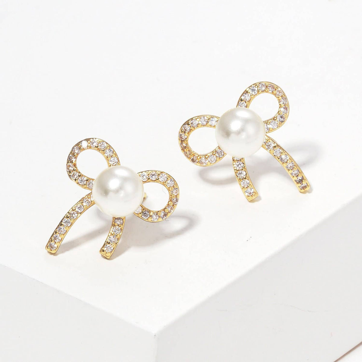 Gold Freshwater Pearl Ribbon Stud Earrings