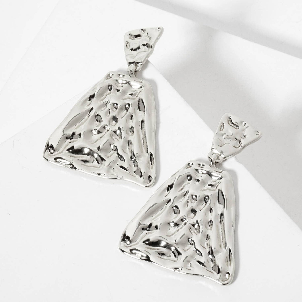 Polished Hammered-Texture Geometric Diamond-Shaped Earrings