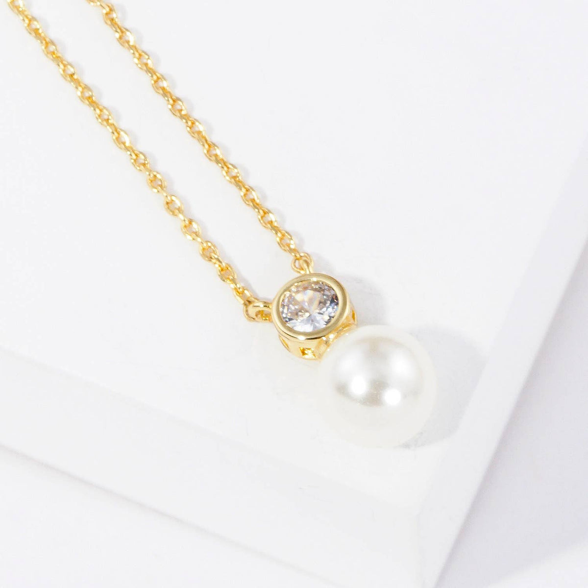 Bridesmaid Pearl & Crystal Solitaire Pendant Necklace
