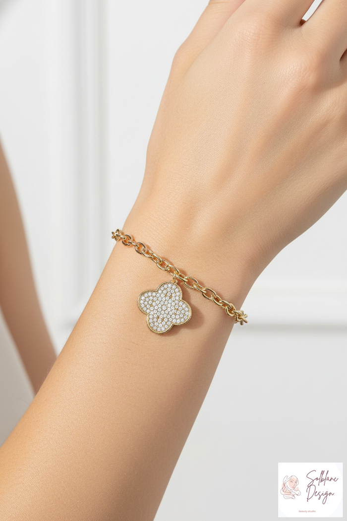 Pavé Cubic Zirconia Clover Bracelet
