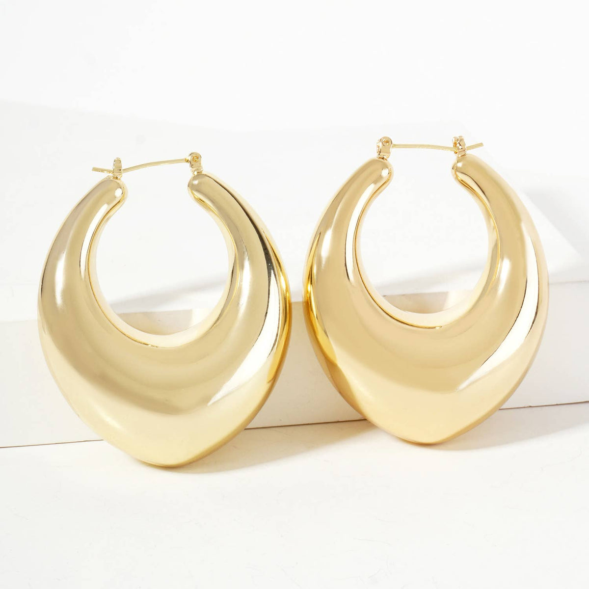 Polished Brass Hollow Tapered Round Tube Hoop Earrings