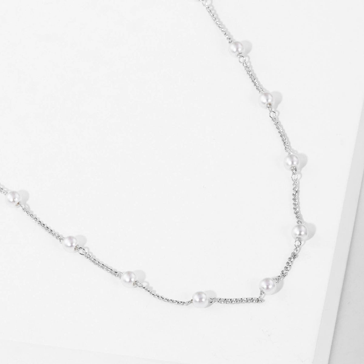 Bridesmaid Pearl Station Choker Necklace