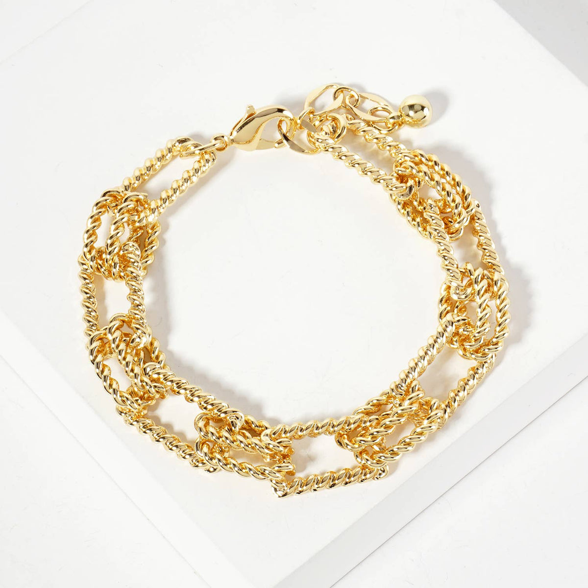 Twisted U-Link Chain Bracelet