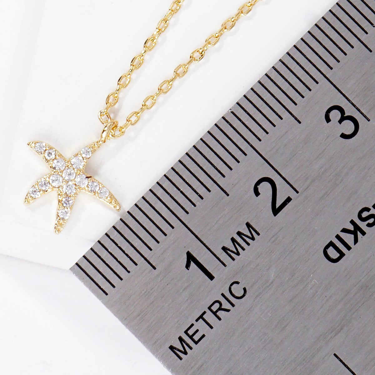 Dainty Crystal Starfish Necklace
