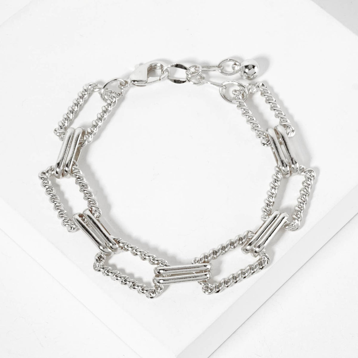 Textured U-Link Chain Bracelet