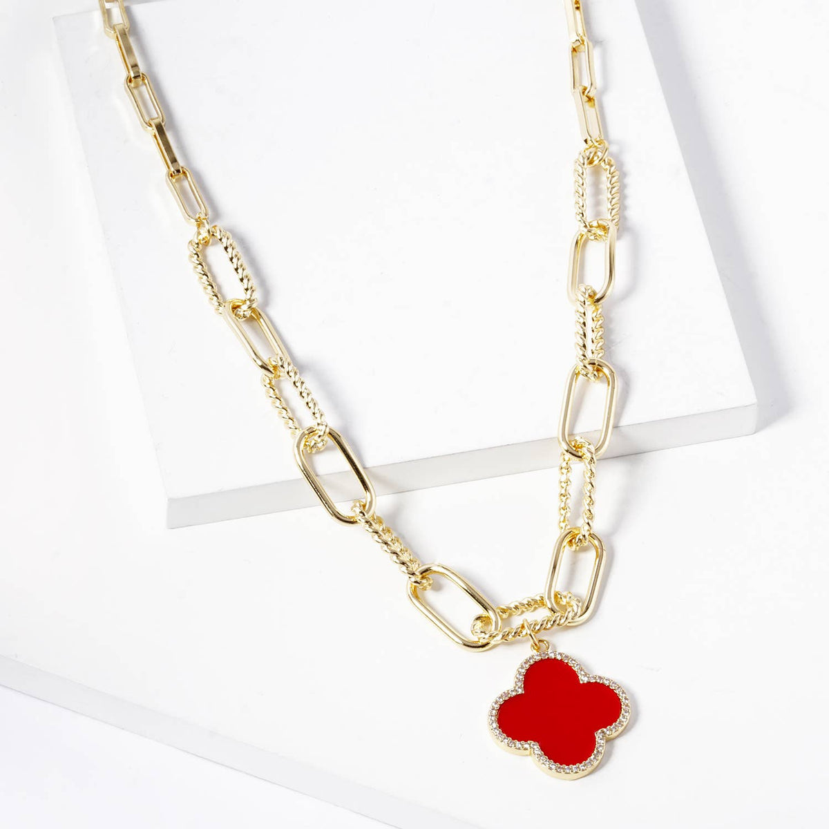 Chunky Paperclip Chain Clover Pendant Necklace