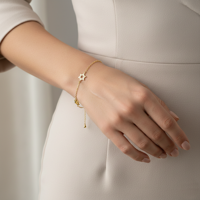 Star of David Delicate Charm Bracelet