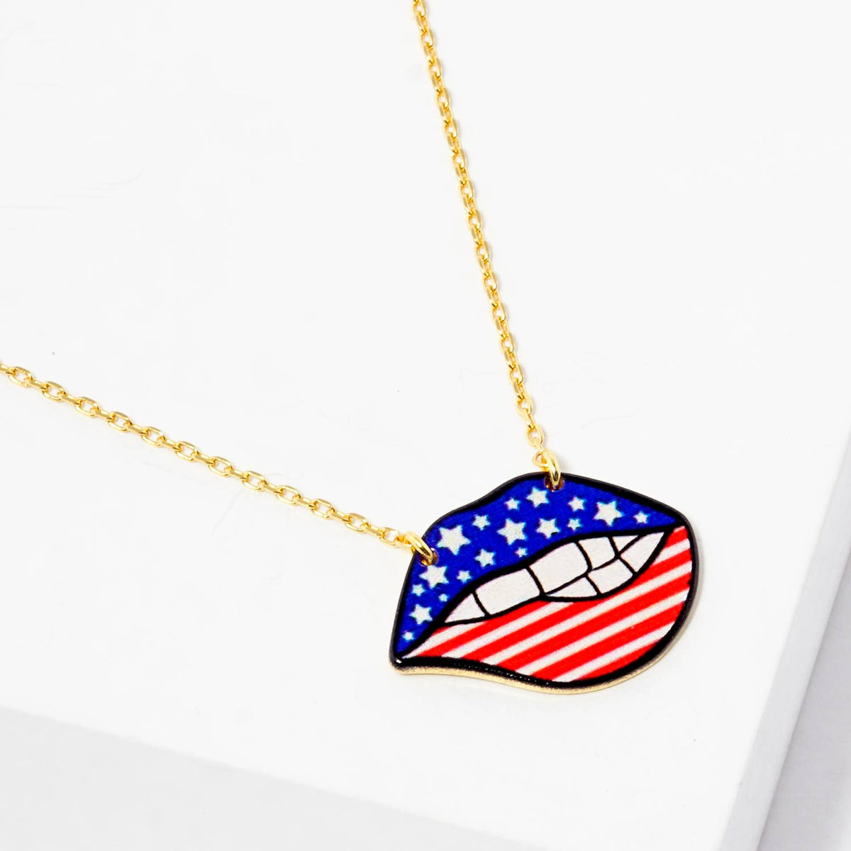 Fourth of July American Flag Lip Pendant Necklace
