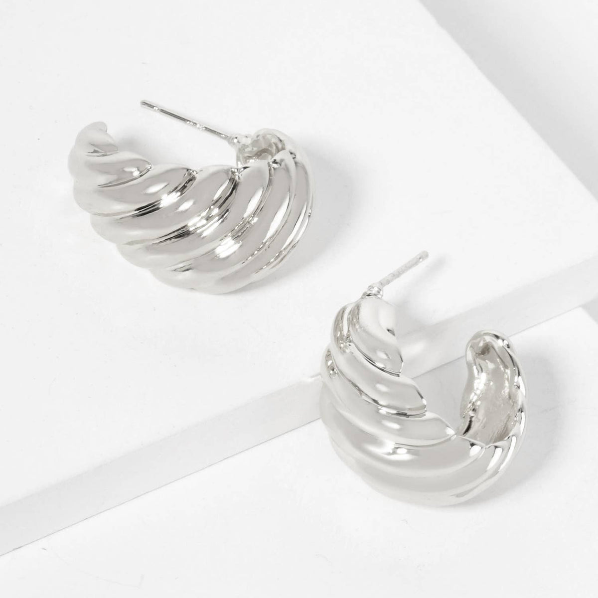 Polished Brass Wavy-Texture Tapered Open Hoop Earrings