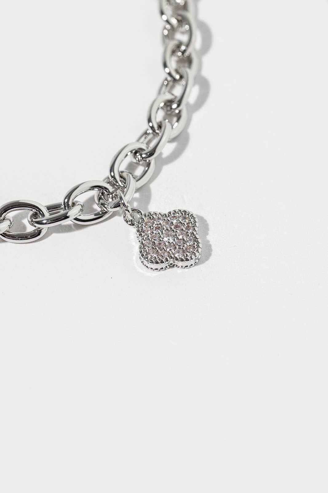 Pavé Cubic Zirconia Clover Magnetic Clasp Chain Bracelet
