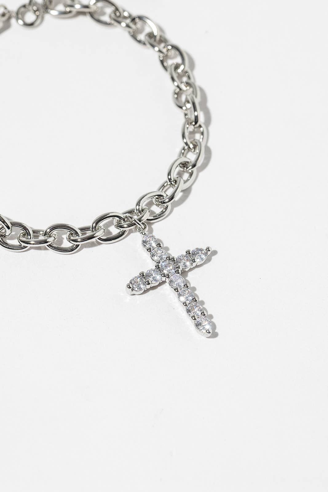 Magnetic Clasp Pavé Cross Charm Chain Bracelet
