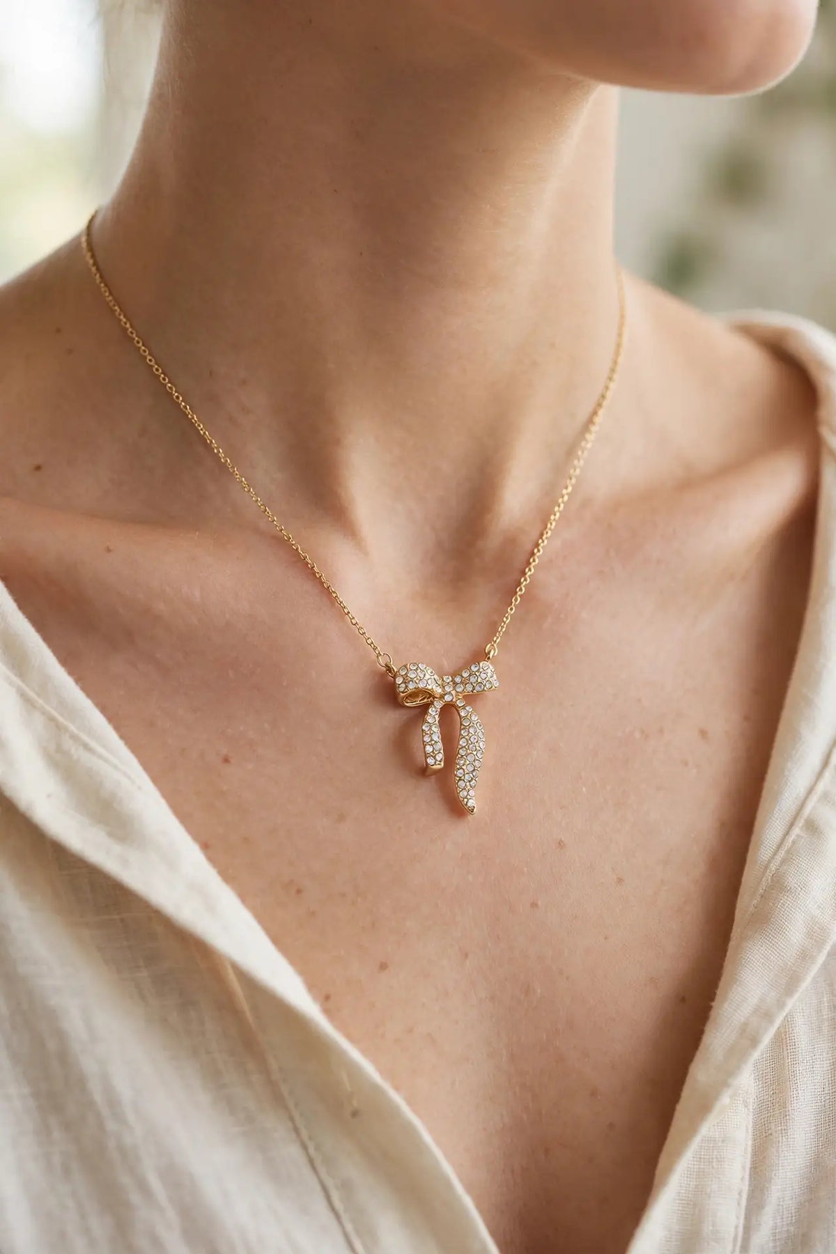 Crystal Ribbon Bow Pendant Necklace – 3D Sculpted Bow