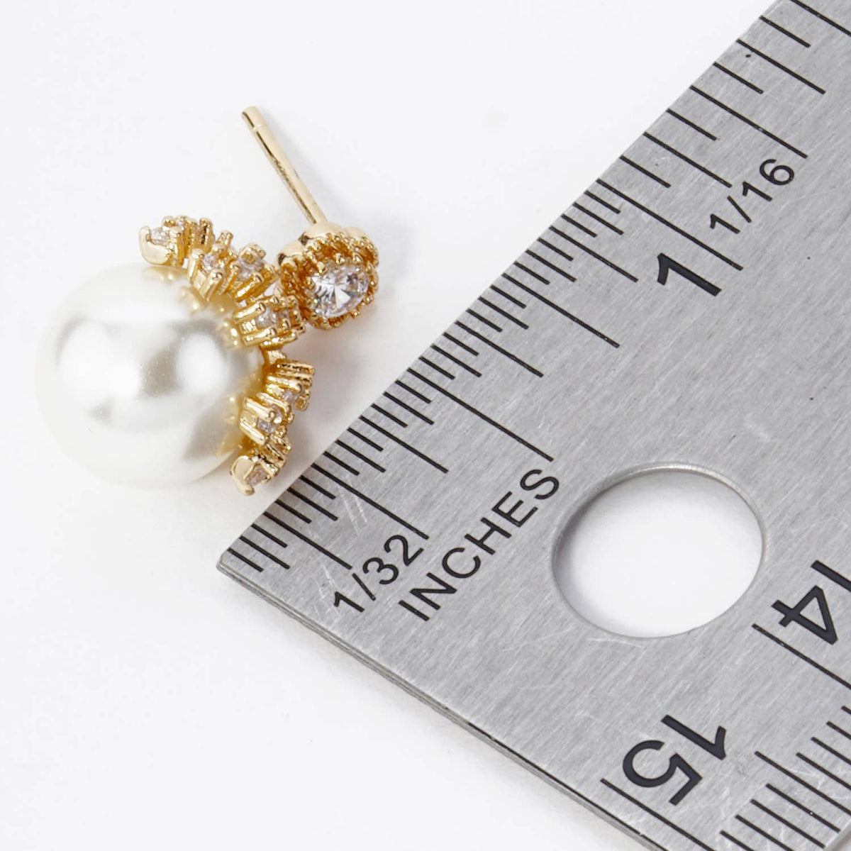 18K Gold Dipped Cubic Zirconia 10mm Pearl Dangle Post.